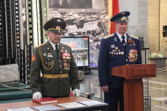 Ветераны ВС полковник Калугин А.П. и полполковник Шелепов П.М.