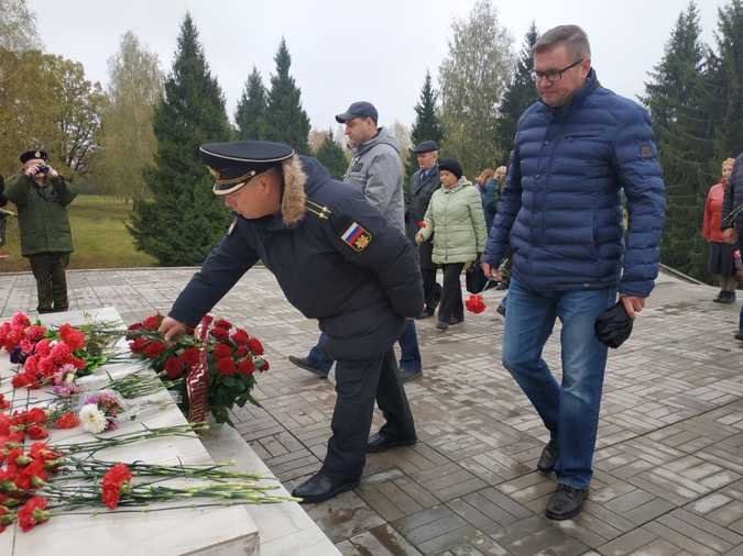 10-й Военно–исторический праздник «Красные юнкера» на месте подвига Подольских курсантов.