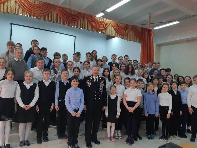 Урок мужества в День космонавтики в СОШ №1 г. Подольска