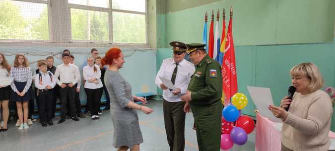 ПОДВОДИМ ИТОГИ УЧЕБНОГО ГОДА С ВЕТЕРАНМИ
