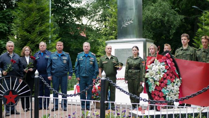 Ветераны приняли участие в мероприятии в День памяти и скорби