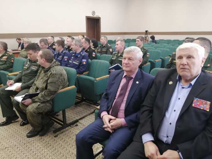 Возродить ветеранское движение в воинских частях