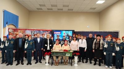 Парта Героя в МОУ СОШ№4