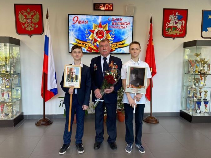 Военный ветеран выступил перед школьниками