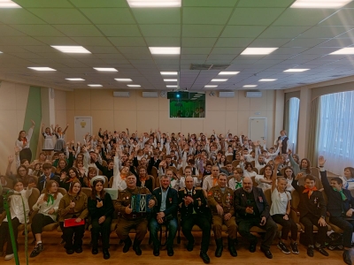 Фронтовая гармонь – камертон Победы.