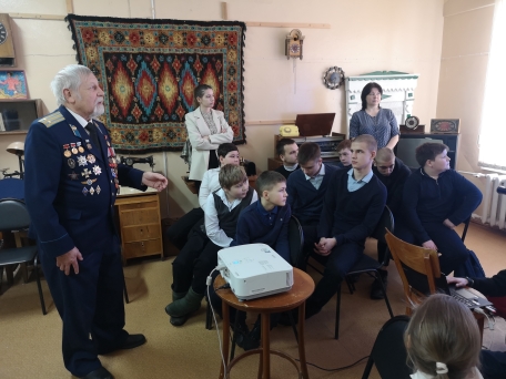 Из деревенского паренька  - в любимцы планеты