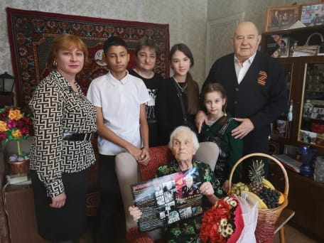   Александре Семеновне Алешиной - 100!