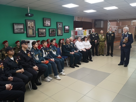 В отряды «ПЕРВЫХ» – о подвиге ПЕРВОГО космонавта в мире