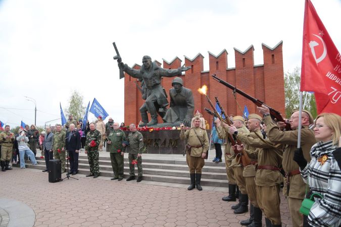 Ветераны приняли участие в автопробеге