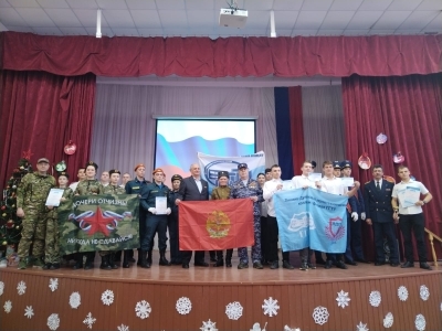  Смотр строя у студентов