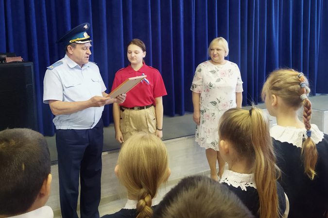 Награды победителям в играх «Зарница»