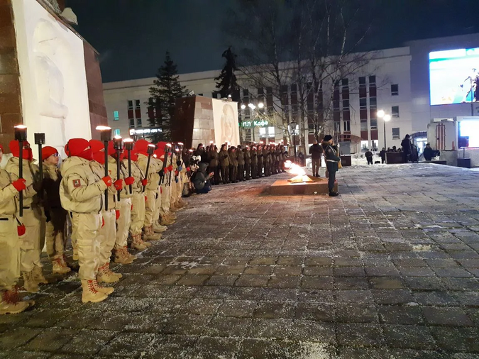 Траурный митинг и факельное шествие 