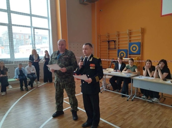 Конкурс старшеклассников «А ну-ка, парни!», посвящённый Дню защитников Отечества, проведён в МОУ «СОШ №20» г.о. Подольск