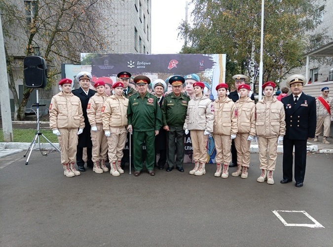 Юнармейская военно-патриотическая игра «Девушки в погонах»