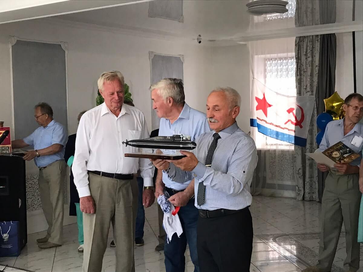 Ветераны поздравили с 70-летием кап-1 ранга Жарова Н.А.