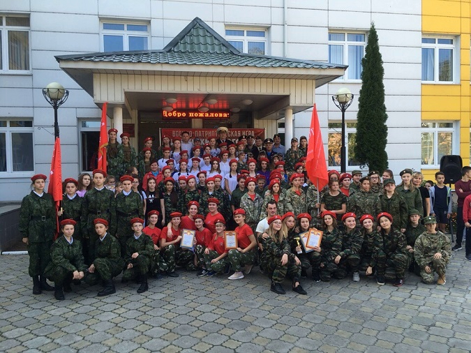 Военно-спортивная игра «Девушки в погонах»