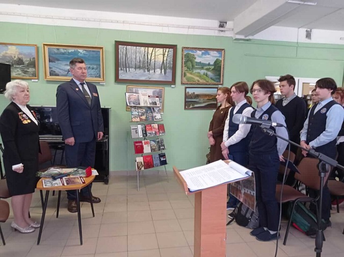Уроки мужества старновали: снятие блокады Ленинграда