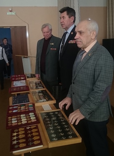 Экспозиция наград Царской России и Советского Союза