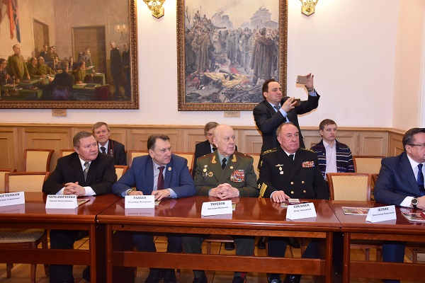 Участники встречи с Иркутской делегацией Председатель МОРО ОООВ ВС РФ в составе участников встречи с делегацией Иркутской области
